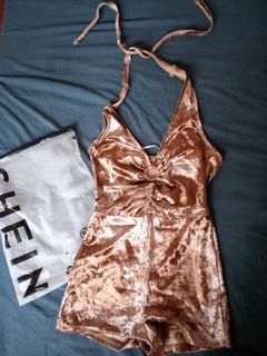 (Category: ) located in . Submitted by anyaaaa_ (Listing ID 1173794172, Image 1). Description: .