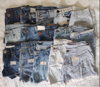 (Category: ) located in . Submitted by wethethrift (Listing ID 1173940878, Image 1). Description: .