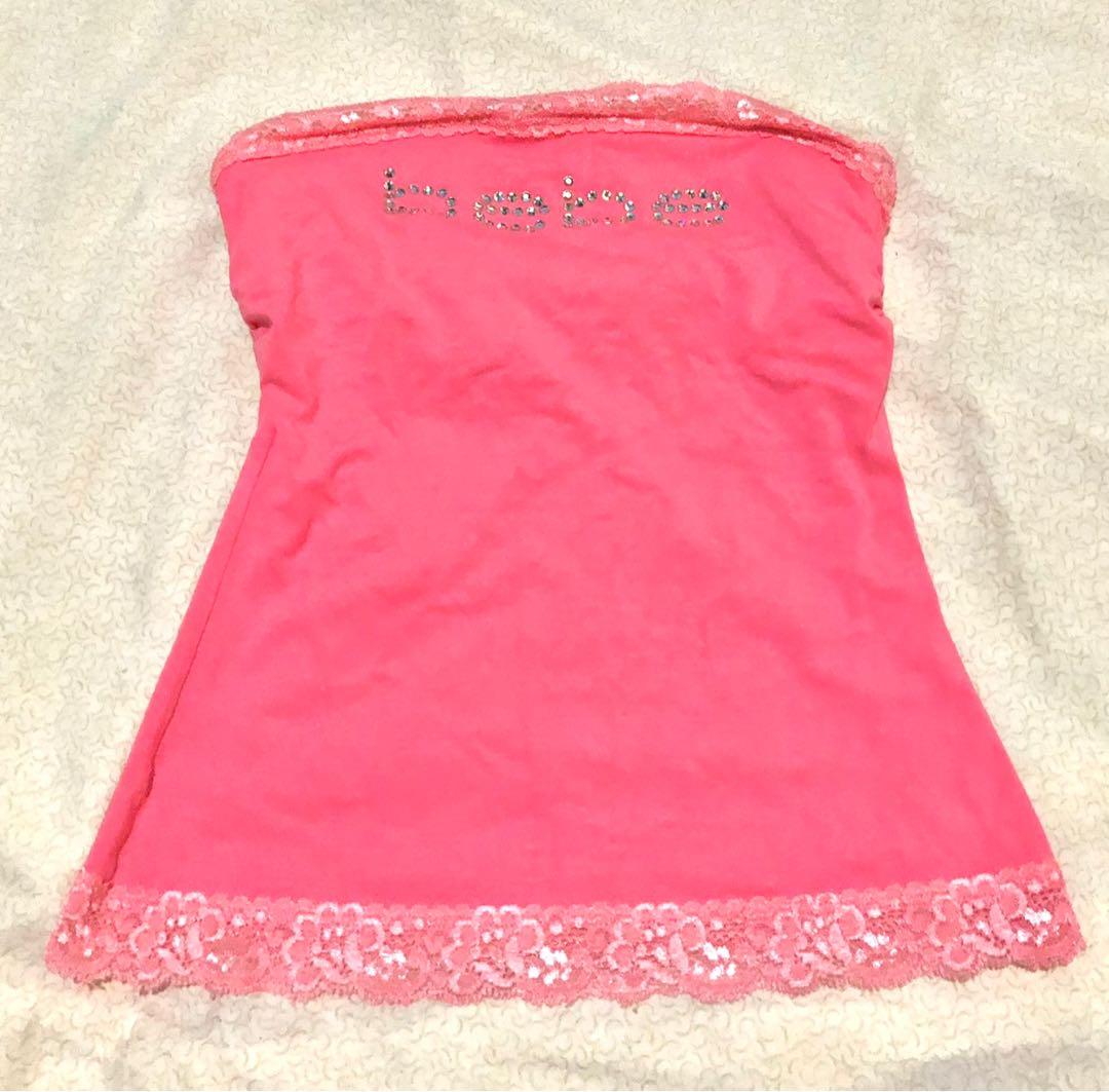 BEBE Tube top (Category: Others Tops) located in San Jose del Monte. Submitted by giashops (Listing ID 1173895829, Image 1). Description: 💗good as new 💗best fit to Xs-S MOP: Gcash MOD: J&T, JRS, Grab, Lalamove,LBC.