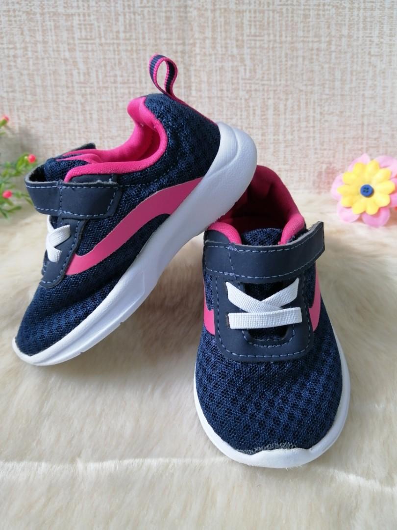 Wonder nation discount infant shoes