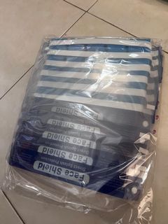 （分類：）位於 。 由 momo.apeach 提交（商品編號 1173977044，圖片 1）。簡介： 。