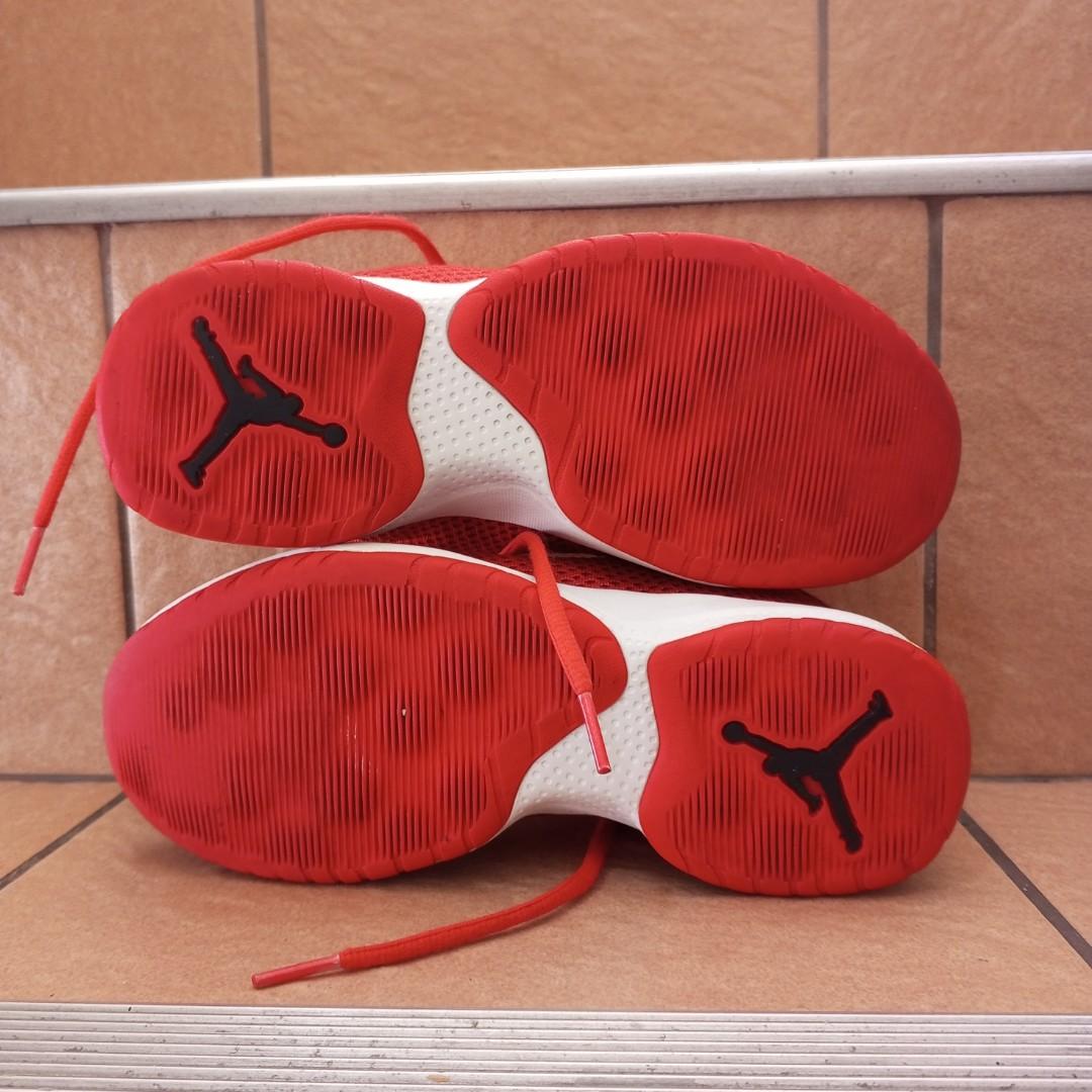 Jordan b hotsell fly kids