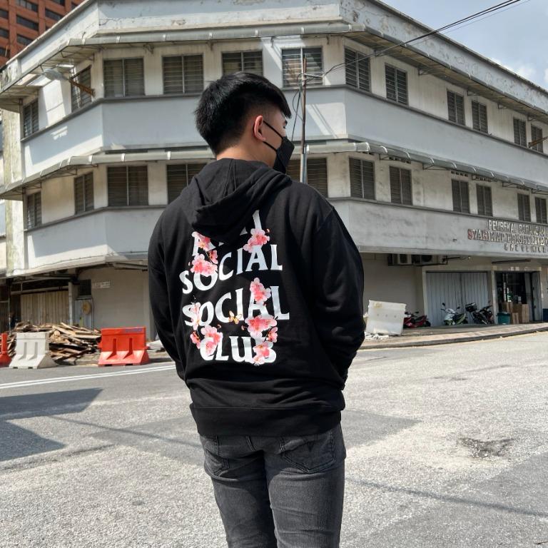 Assc outfit sale