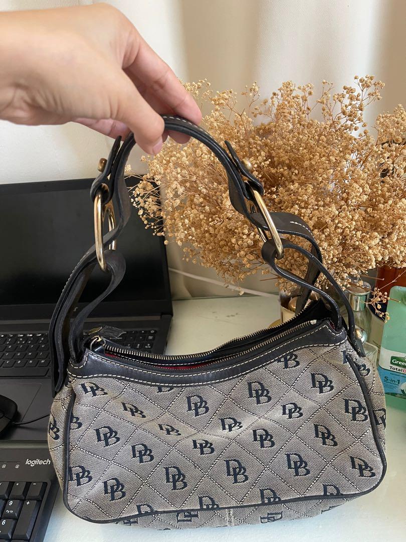 Dooney and on sale bourke shoulder tote