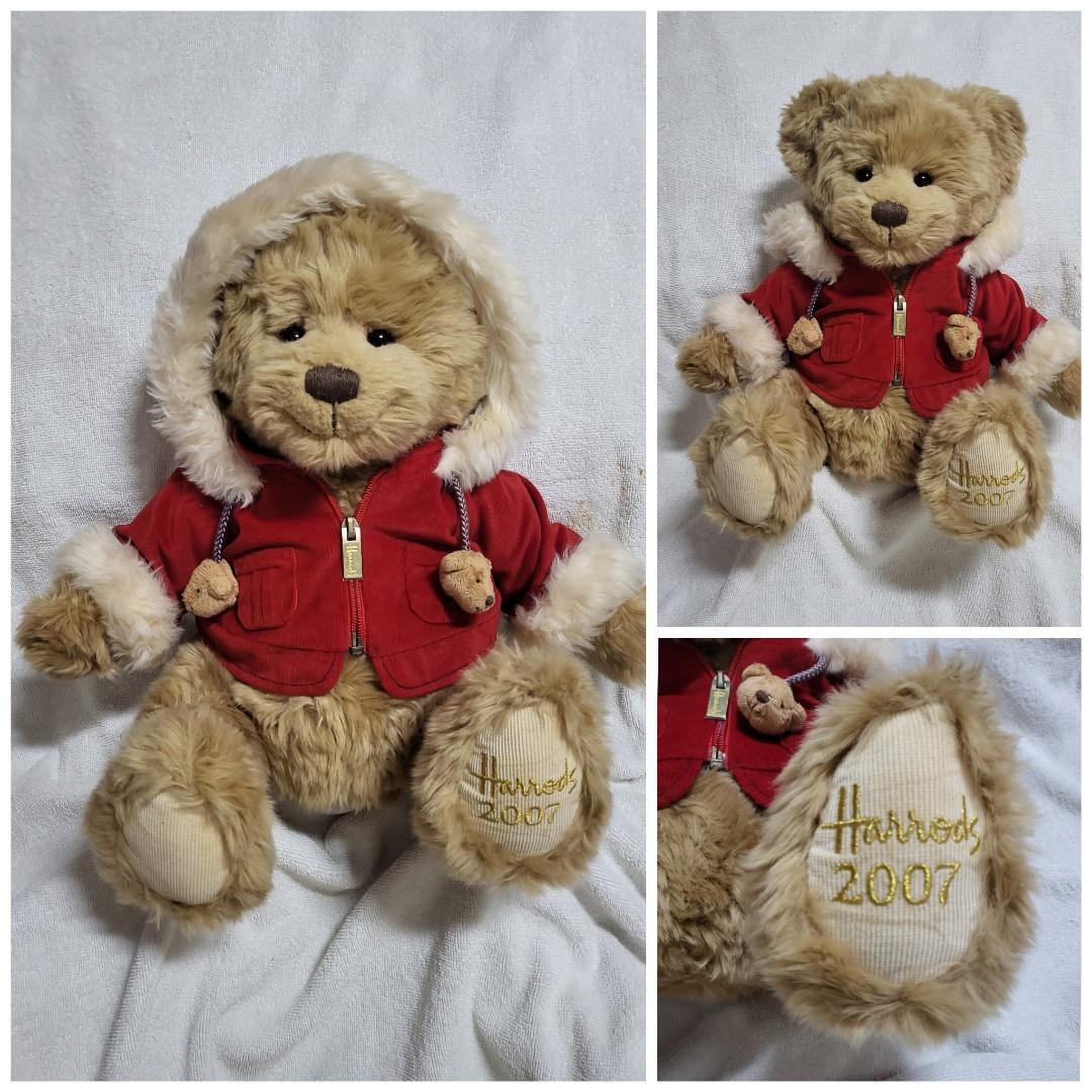 Harrods top bear 2007