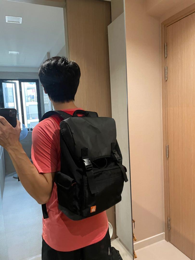 Backpack (Category: Backpacks) located in Singapore. Submitted by delete18 (Listing ID 1174044449, Image 3). Description: Backpack with 15 inch laptop compartment. Original price $70. Small front compartment has sleeves for devices such as phones, cables, etc.. Smallest compartment in the front for other miscellaneous items. Has ink stains in front zip. Price slightly negotiable..