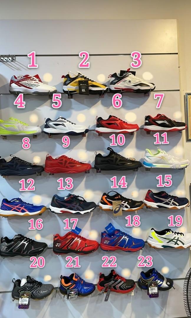 Badminton shoes outlet near me