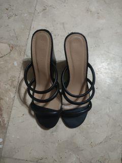 Black Parisian shoes