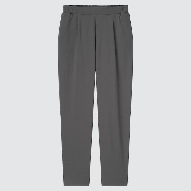 BNWT UNIQLO Ultra Stretch Active Airy Tapered Pants, Women's Fashion,  Bottoms, Other Bottoms on Carousell