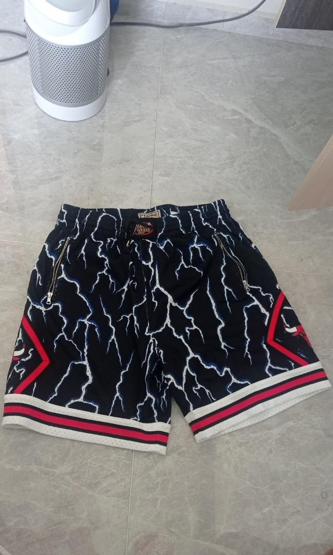 Mitchell and ness swingman shorts sizing hot sale