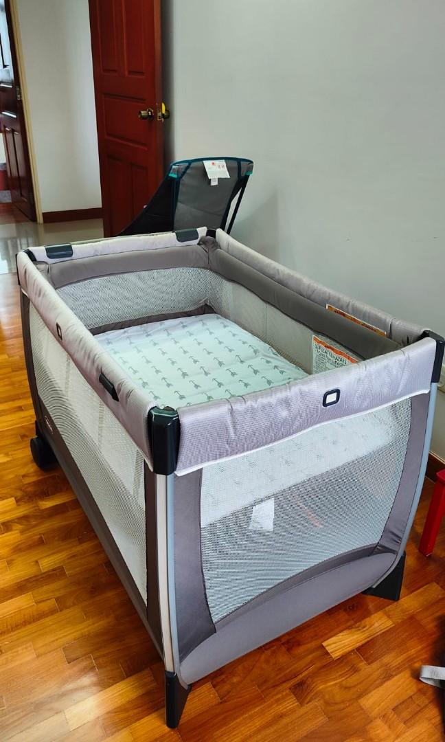 Chicco Lullaby Dream Playard + + Bouncer + Changer (Latte