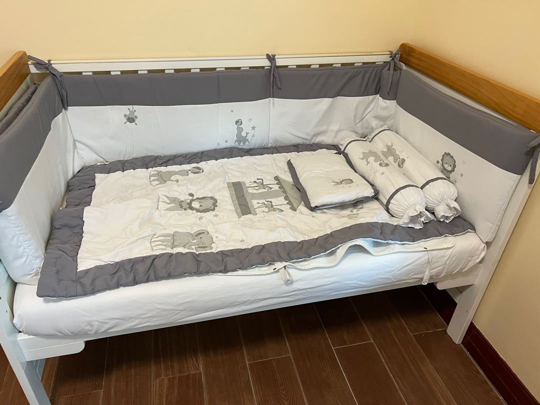 Cuddle Bug Crib/Bed 2in1, Babies & Kids, Baby Nursery & Kids Furniture