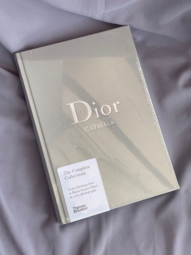 Dior Catwalk: The Complete Collections [Book]