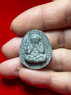 PHRA SOMDEJ PHIMKLAO PHIMKLAK GUANYIN.Lp Pinak 龙婆碧纳.赌神崇迪 ...