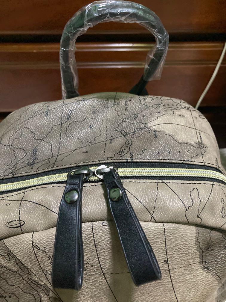 Giles N Brooks Map Backpack, Women's Fashion, Bags & Wallets, Backpacks ...
