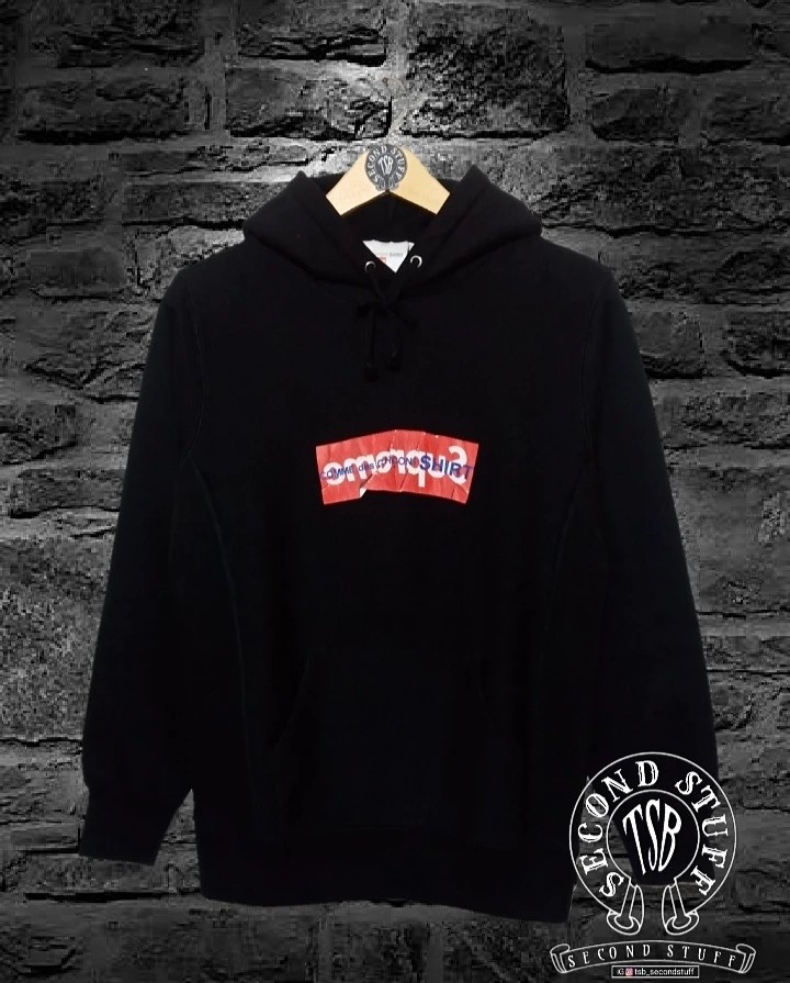 Hoodie Supreme X Cdg, Fesyen Pria, Pakaian , Atasan Di Carousell