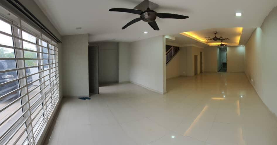 [JUAL] RUMAH TERES DOUBLE STOREY BANDAR SAUJANA PUTRA, Property, For