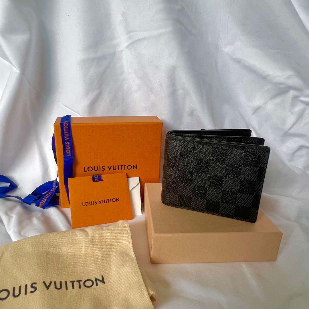 Louis Vutton Amerigo Wallet, Men's Fashion, Watches & Accessories