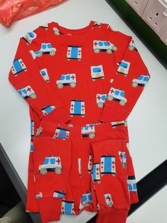 (Category: ) located in . Submitted by micloset.preloved (Listing ID 1174015671, Image 1). Description: .