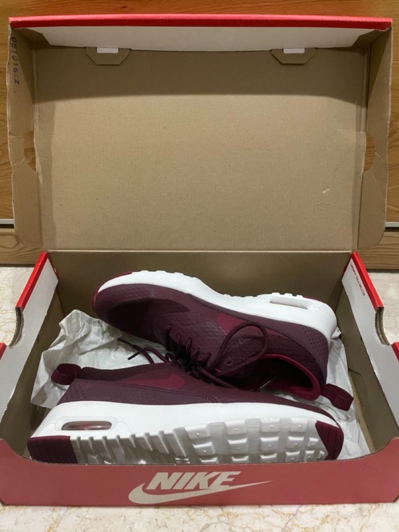 Nike air max thea txt maroon top