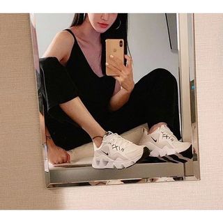 由 n_n_o_o (刊登 ID 1174031769，圖片 1) 提交，位於 的 (類別：)，說明：。