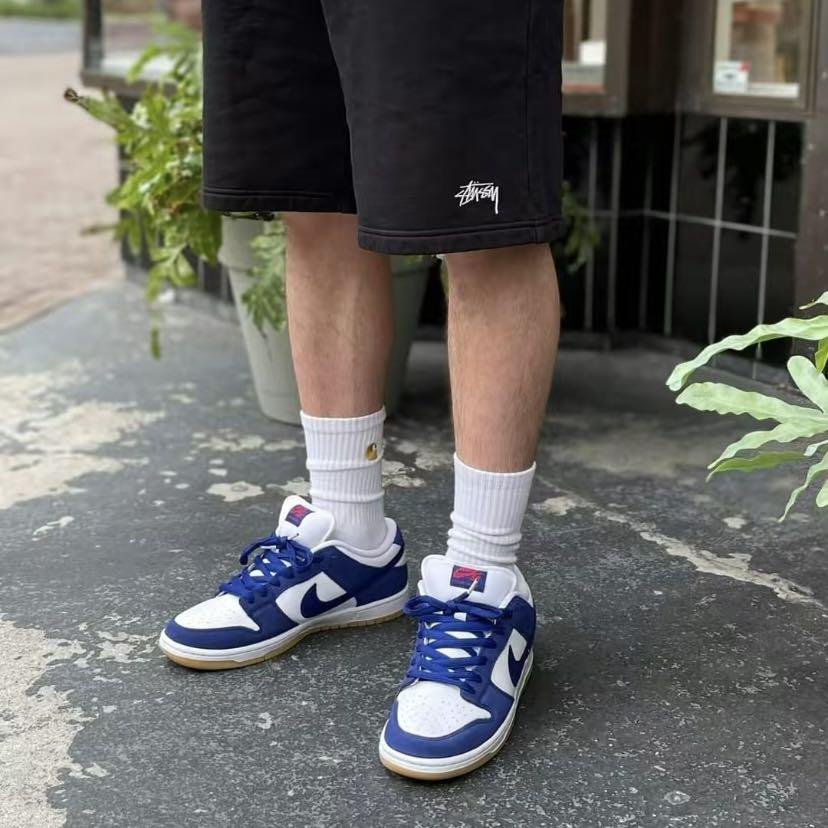 祝開店！大放出セール開催中】 Nike SB Dunk Low Los Angeles Dodgers ...