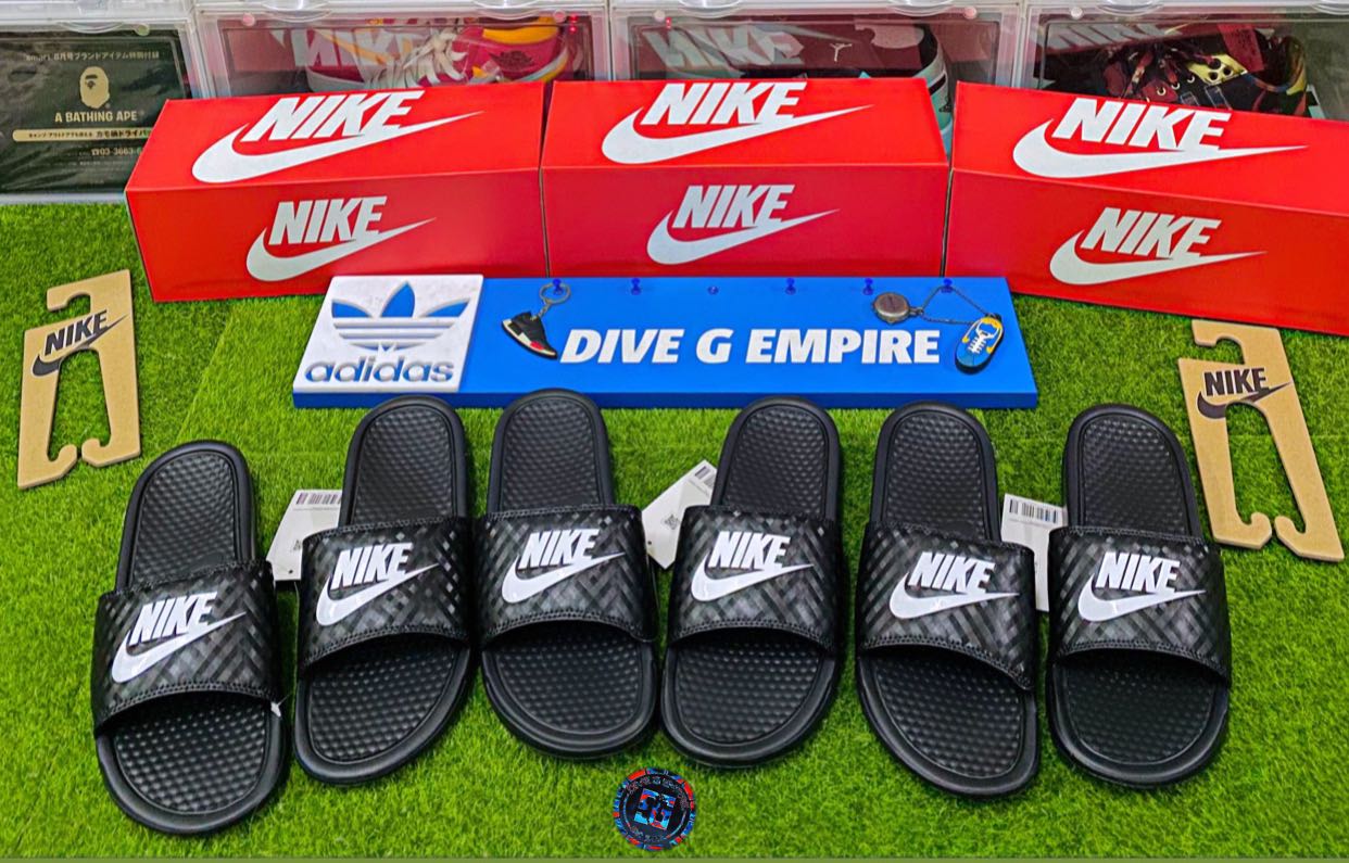 Nike women's 2025 benassi jdi