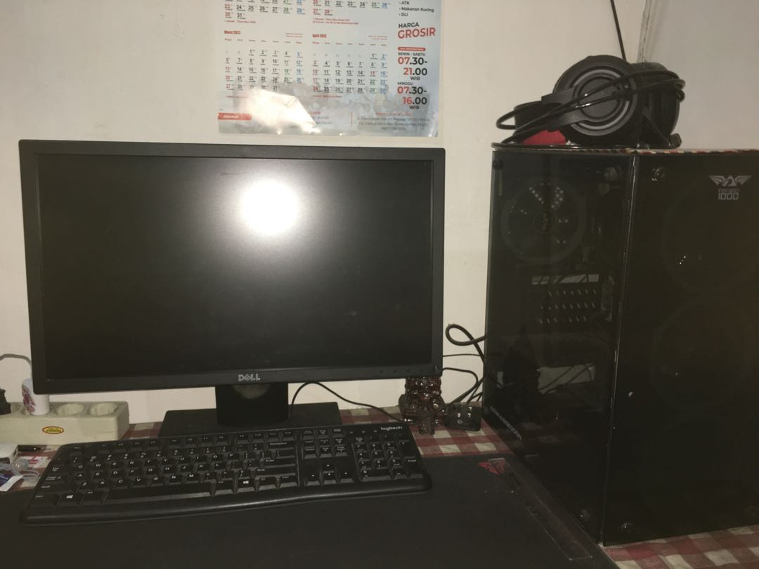 PC Komputer+Monitor Merk “DELL 