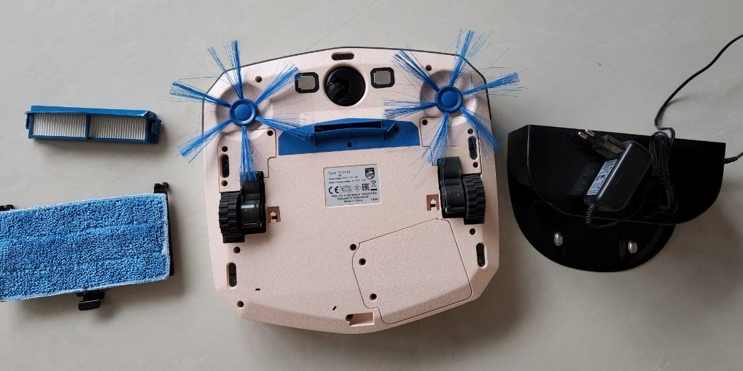 Philips SmartPro Easy Robot Vacuum Cleaner, TV & Home Appliances, Vacuum Cleaner & Housekeeping