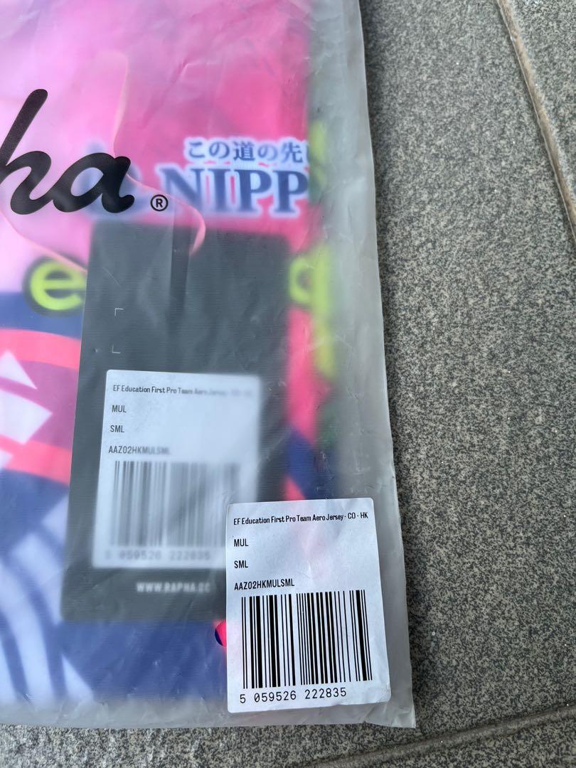 Rapha Palace (Category: Bicycles) located in Kulai. Submitted by klorofil (Listing ID 1173984102, Image 2). Description: RAPHA PALACE RAPHA PALACE Men pro team aero jersey - Size S rm1999 RAPHA PALACE Women pro team -Size XS rm1000 RAPHA PALACE black long sleeve T-shirt - SOLD RAPHA PALACE T-Shirt - SOLD #raphapalace #hypebeast .