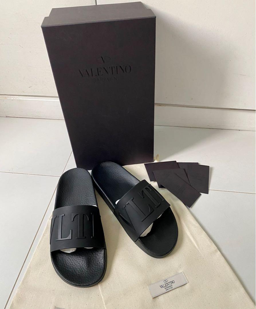 SALE Authentic Valentino Garavani VLTN Logo Black Rubber Pool Slides Brand New