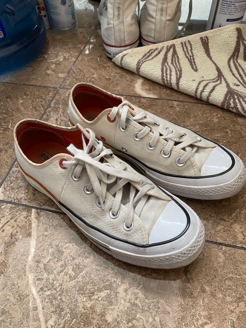 chuck taylor 70s white