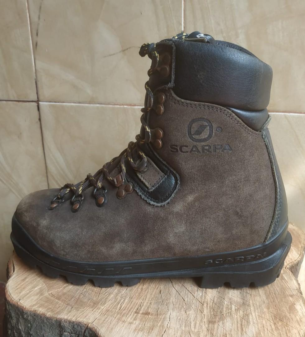 Scarpa fuego hot sale mountaineering boot