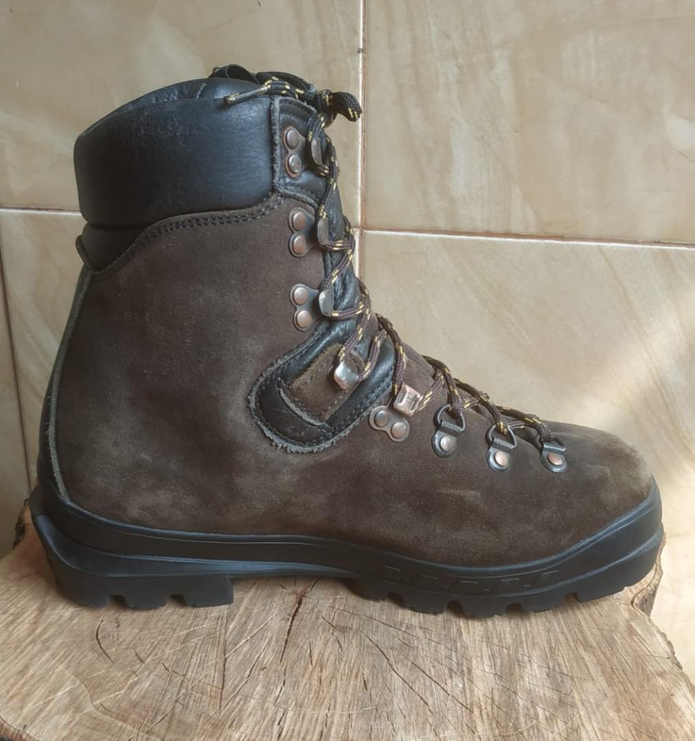 Scarpa fuego 2024 mountaineering boot