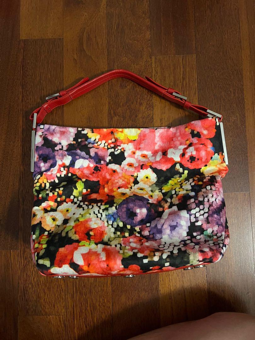 Vintage stuart weitzman handbags store