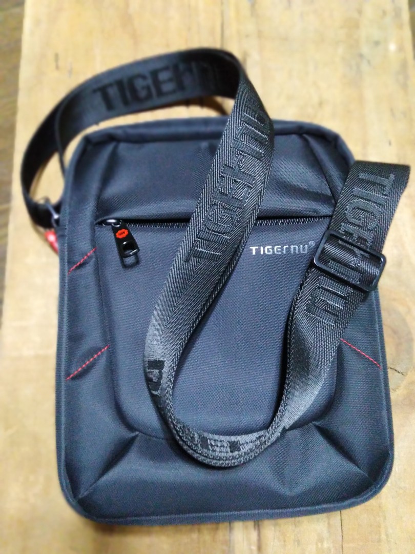 TIGERNU cross body/sling bag. Negotiable at a reasonable price offer