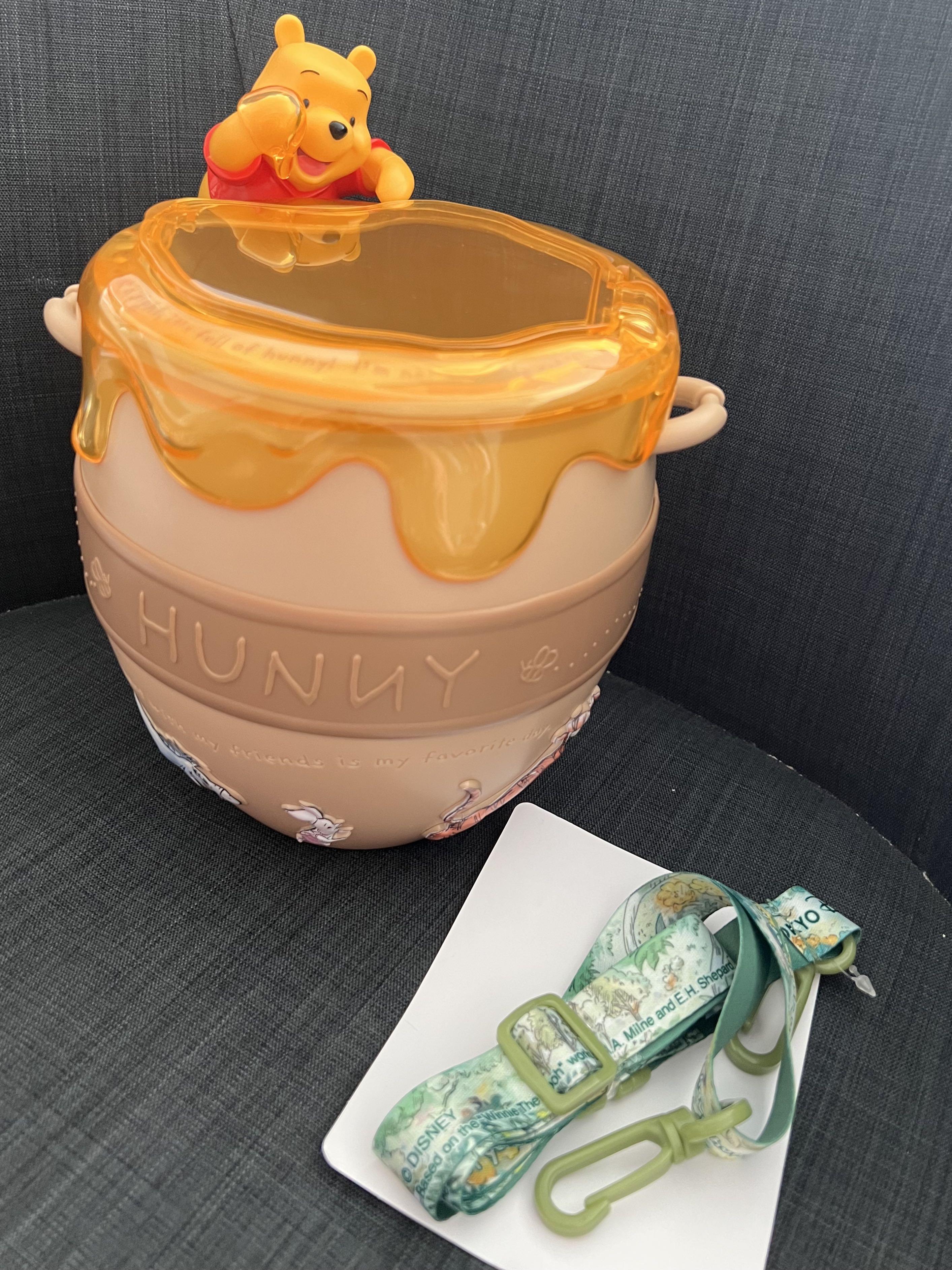 TOKYO DISNEYLAND WINNIE THE POOH POPCORN BUCKET, Hobbies & Toys