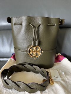 （分類：）位於 。 由 KrisKri 提交（商品編號 1174011862，圖片 1）。簡介： 。