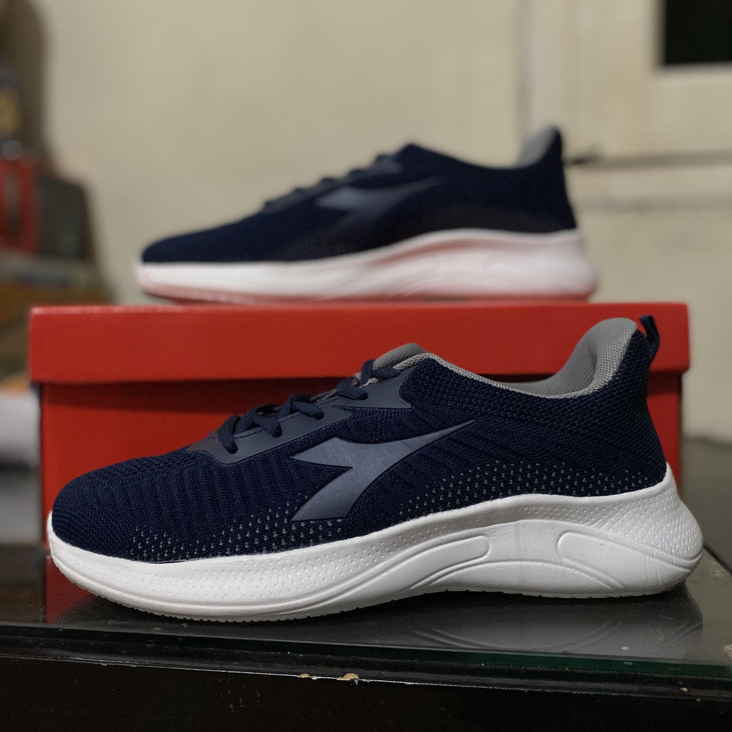 DIADORA Ecla Men Running Shoes Navy Fesyen Pria Sepatu
