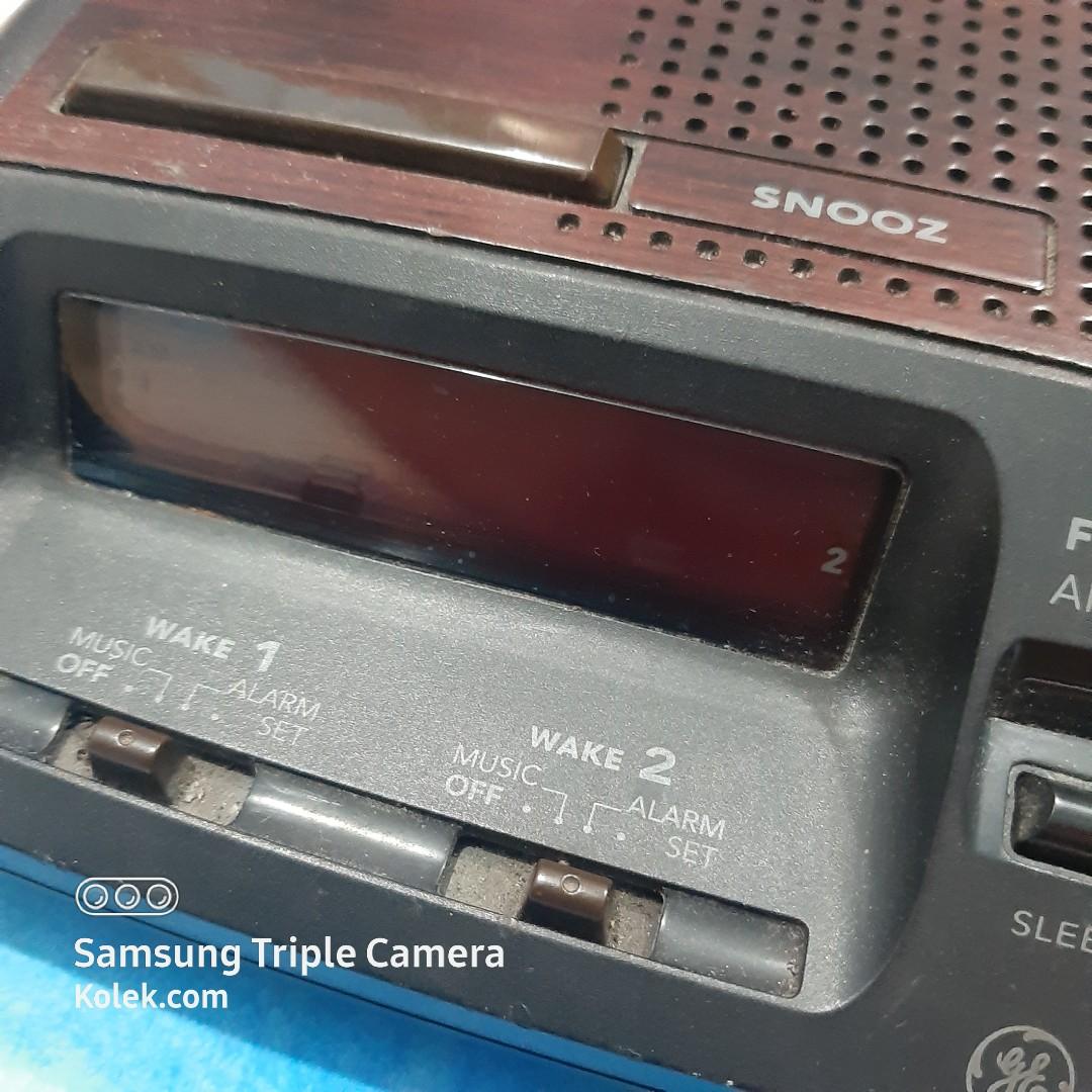 (Not working) Vintage G.E FM/AM clock Radio not working, Audio, Other