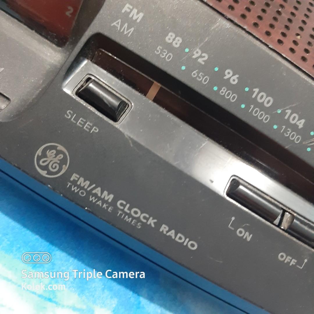 (Not working) Vintage G.E FM/AM clock Radio not working, Audio, Other