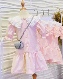 (Category: ) located in . Submitted by authenticshoppee (Listing ID 1174103858, Image 1). Description: .