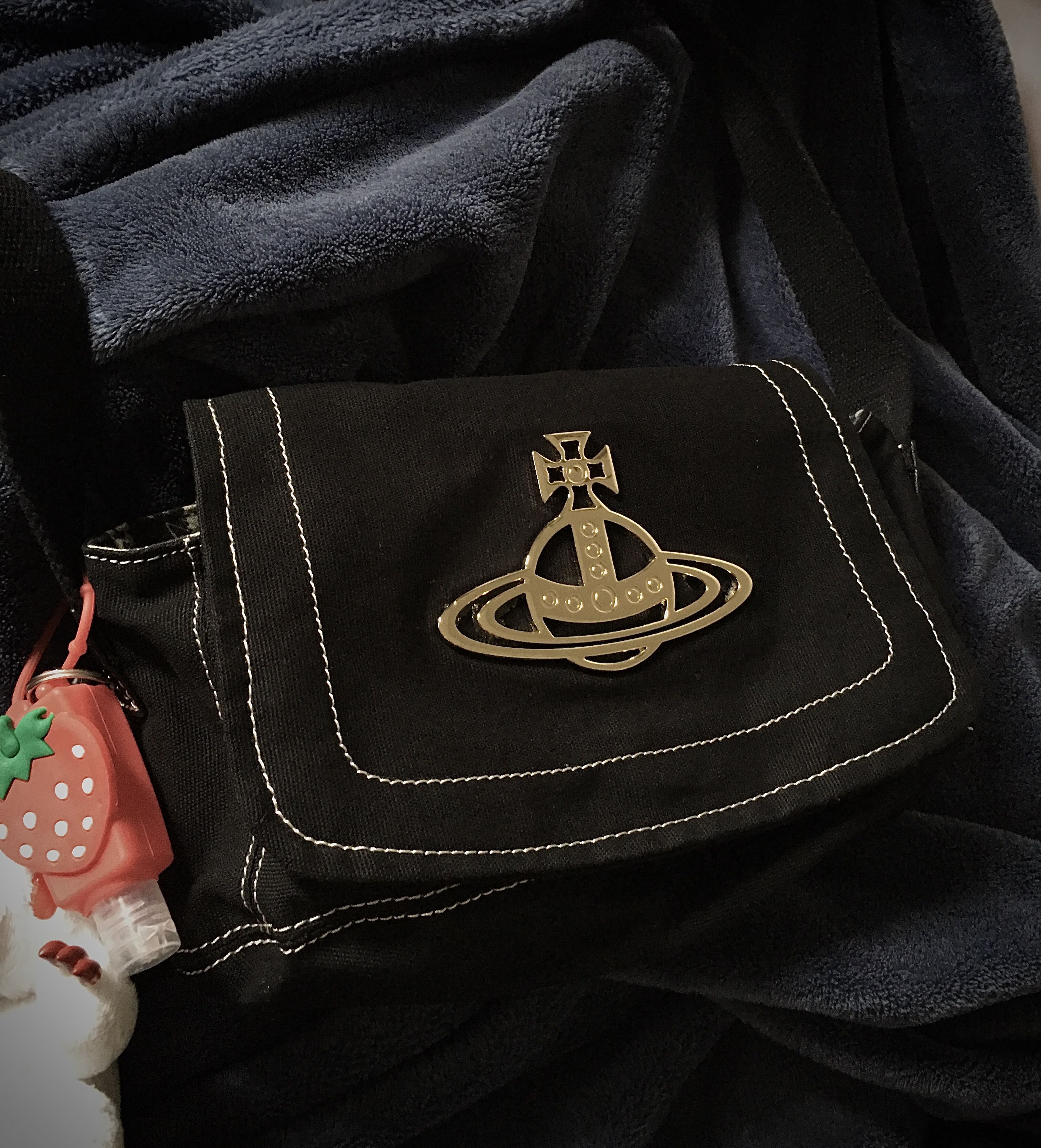 Vivienne Westwood Messenger Bag (For PreOrder), Women's Fashion, Bags