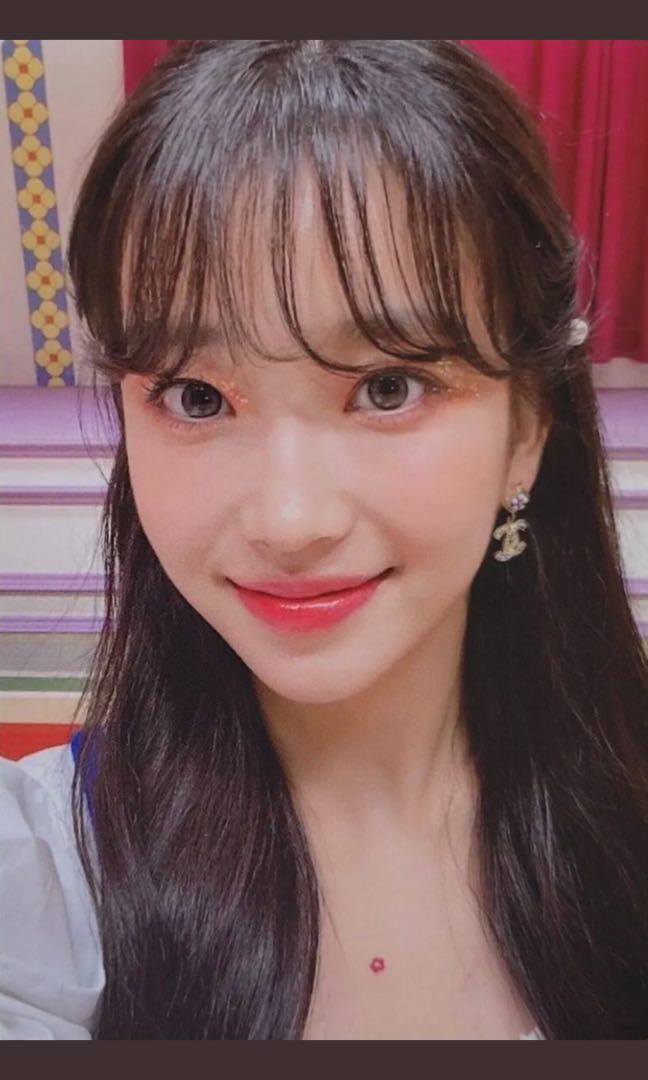 WTB Sumin stayc photocard we need love beautiful monster Hobbies