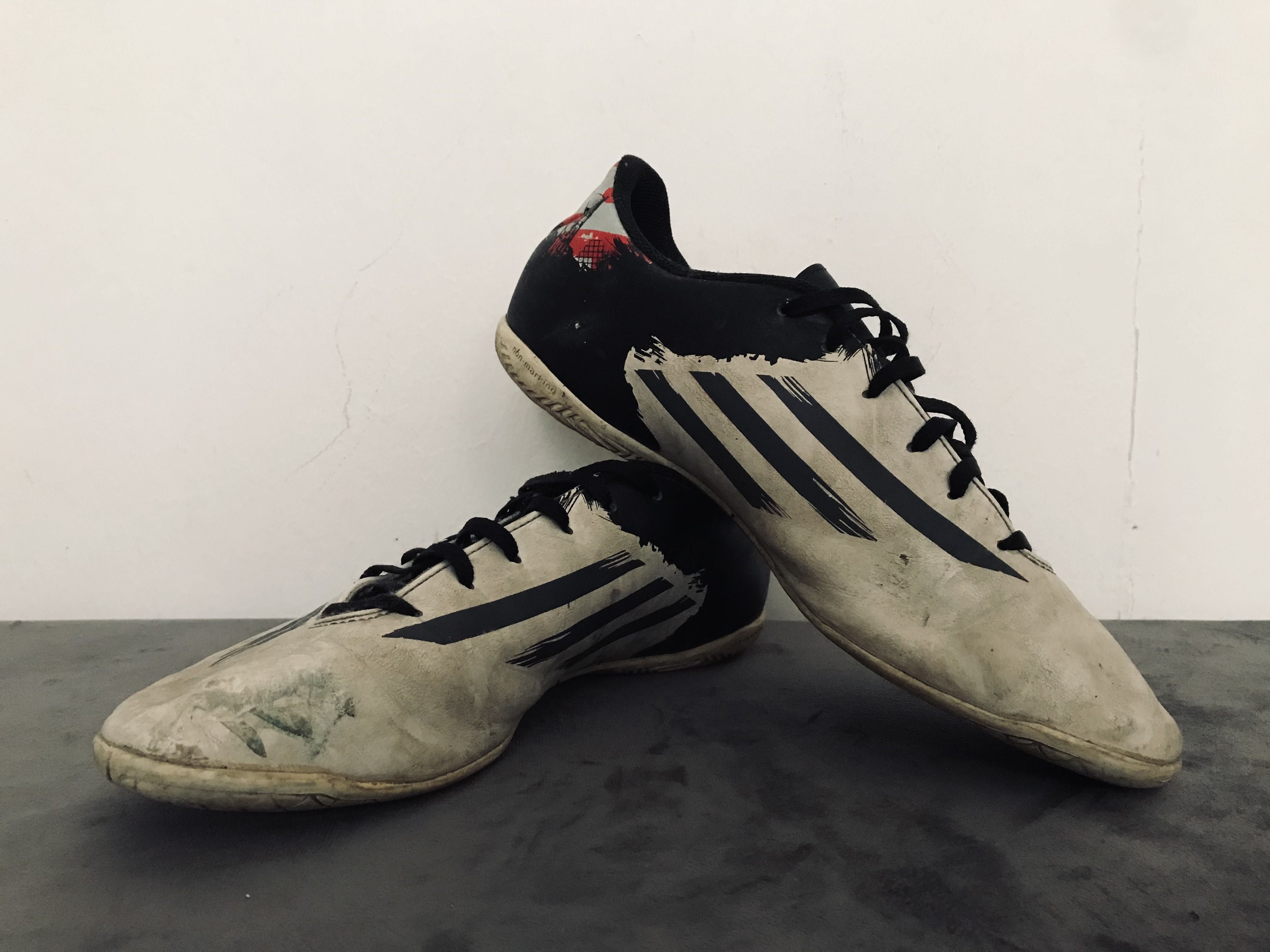 Adidas messi 10.4 clearance
