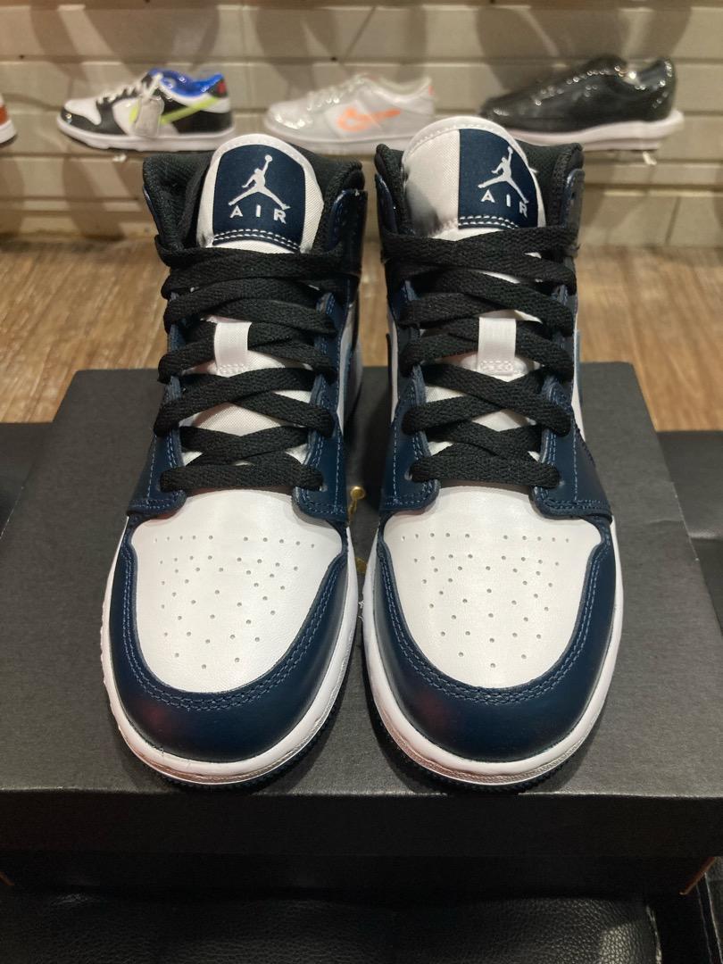 AIR JORDAN 1 MID ARMORY NAVY Carousell