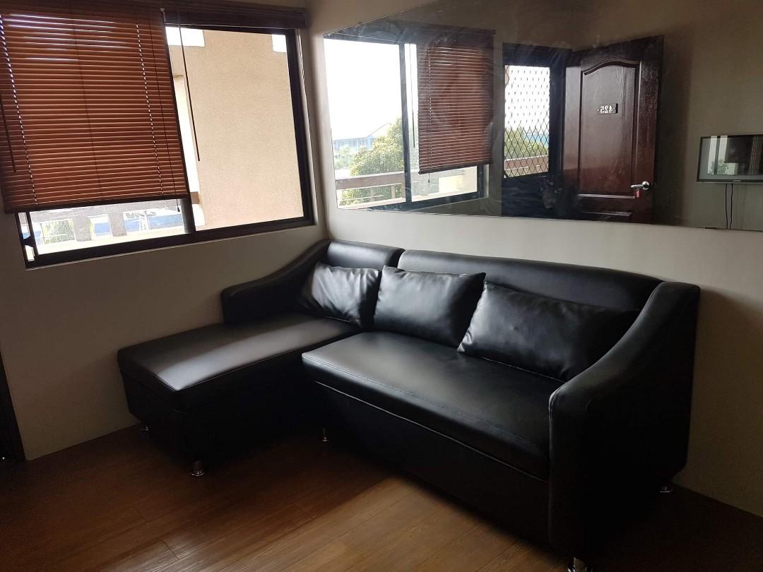 Bali Oasis 1 Unit FOR SALE (Category: Apartments & Condos) located in Quezon City. Submitted by khay.ann (Listing ID 1174160026, Image 3). Description: RUSH SALE!!! DISCOUNTED PRICE!!! 2 BR CONDO UNIT at Bali Oasis Phase 1 (along Marcos Highway facing LRT 2 Santolan Station) Floor Area: 38.4 sqm Condo Amenities: - 24/7 Security - Gym - Swimming Pool - Play Ground - Basketball Court - Drying Cage - Jogging Lane - Karaoke Room - Smoke Detector - Cl