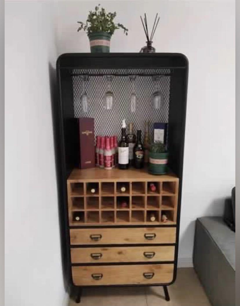 Bar Furniture & Home Living, Furniture, Shelves,