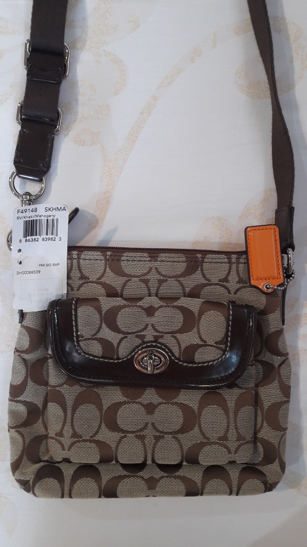 Coach deals swingpack outlet