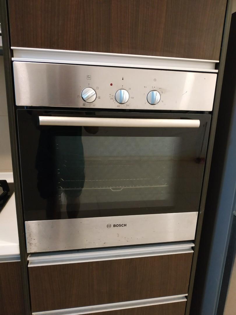 Bosch builtin Oven hbn411e0/12, TV & Home Appliances, Kitchen